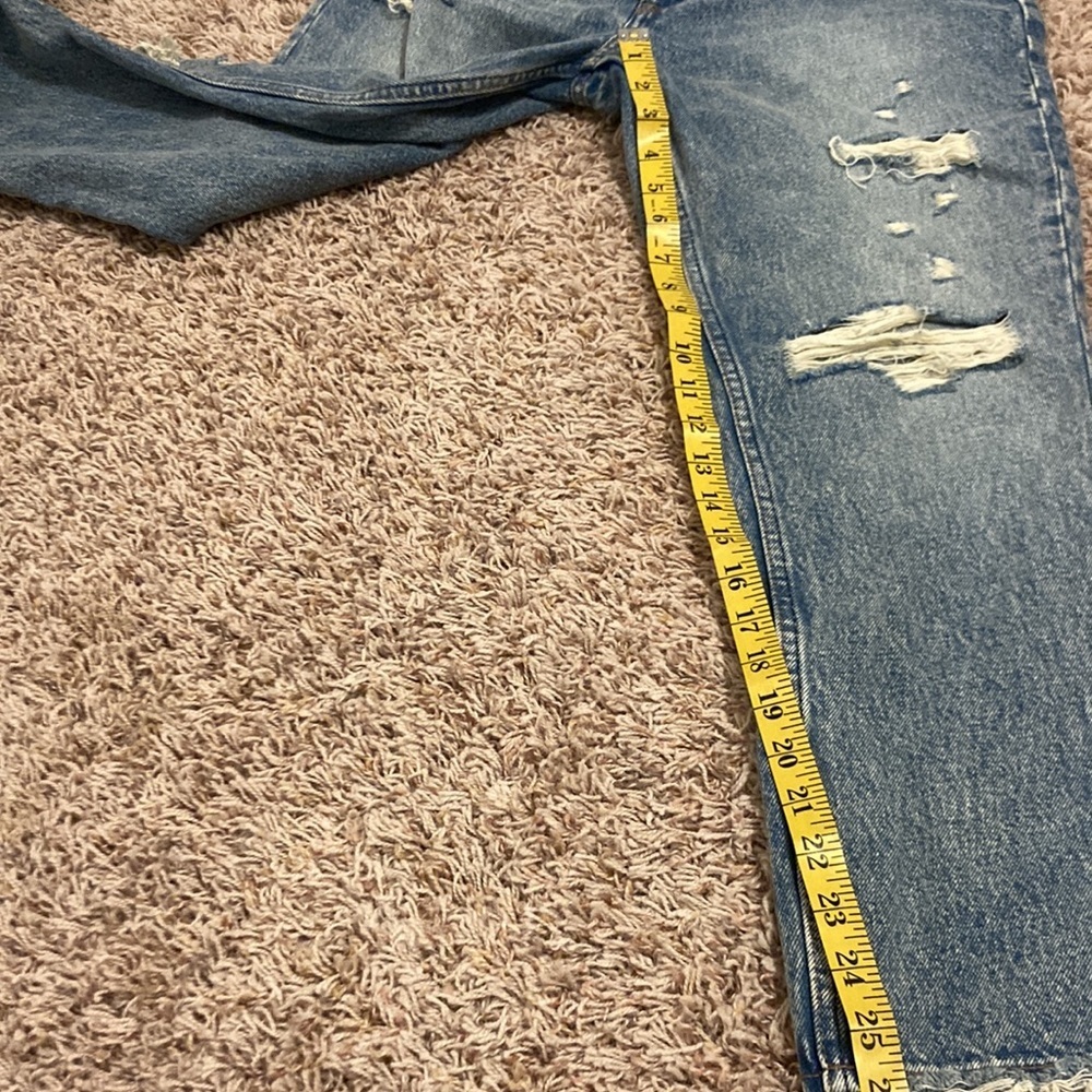 Abercrombie & Fitch High-Rise Distressed Blue Jeans - Picture 13 of 13